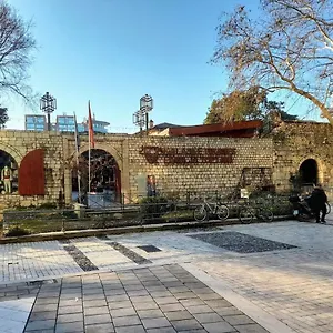 https://castel-tirana.albaniahotels.org
